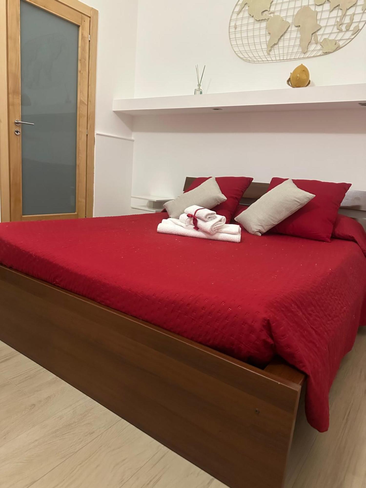 Conte Cavour Apartment Brindisi Kültér fotó